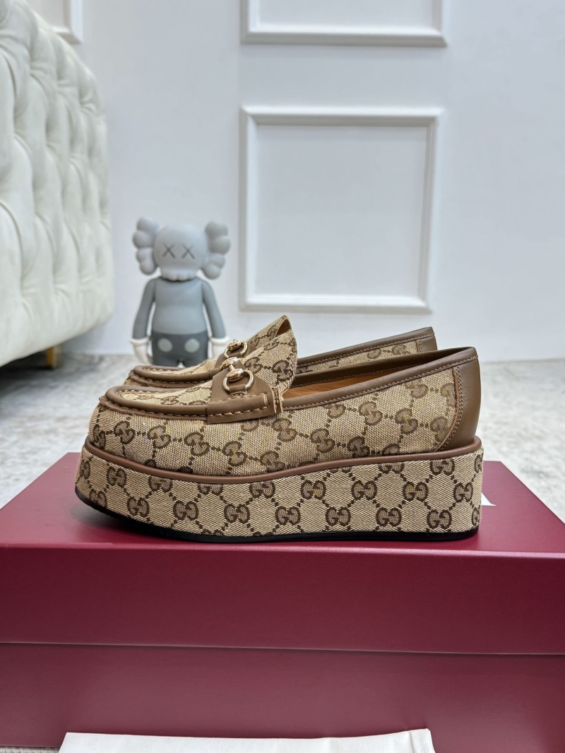 Gucci Leather Shoes